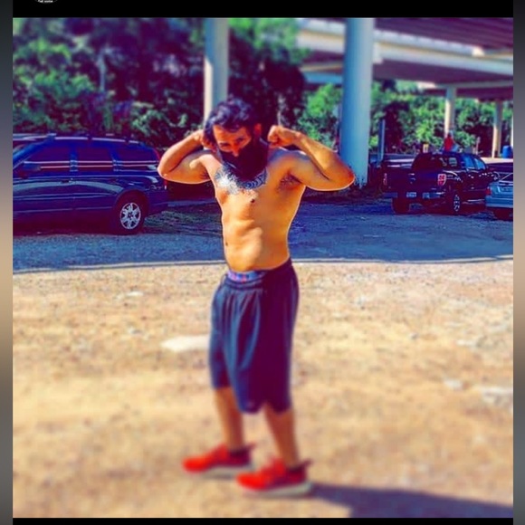 Meet your Posher, Berto - Picture 5 of 6